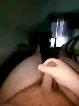 roouse – webcam model profile photo Image 11