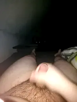 roouse – webcam model profile photo Image 18