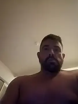 roouse – webcam model profile photo Image 2