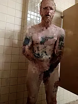 PumaShyXD – webcam model profile photo Image 8