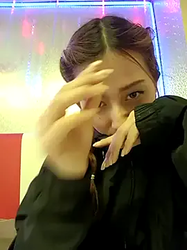 Miafisher_ – webcam model profile photo Image 2