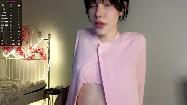 Mia--meow – webcam model profile photo Image 17