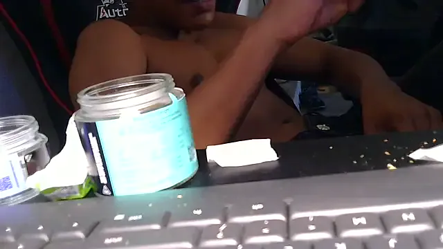 ElaRuil69 – webcam model profile photo Image 3