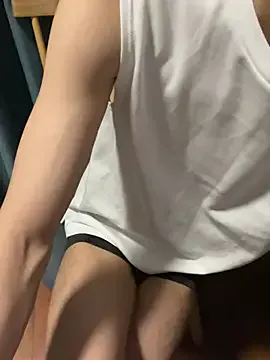 kai101010 – webcam model profile photo Image 8