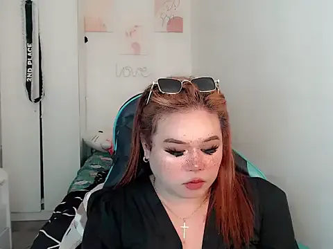 Humsafar-HDX-13 – webcam model profile photo Image 15