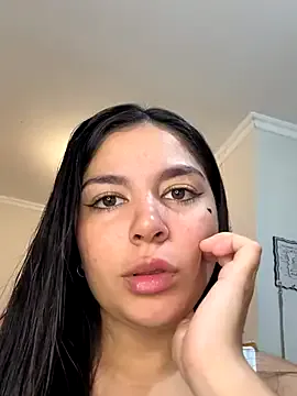 CarolinePrescott – webcam model profile photo Image 10