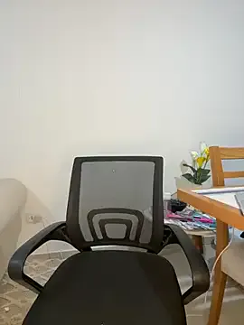 CarolinePrescott – webcam model profile photo Image 3