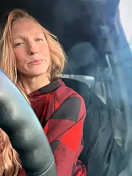 PumaShyXD – webcam model profile photo Image 19