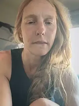 PumaShyXD – webcam model profile photo Image 6