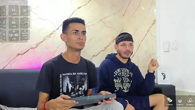 zui_lu – webcam model profile photo Image 12