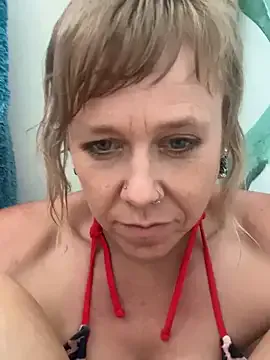 Nonchan_ – webcam model profile photo Image 9