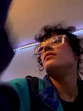 SonY_CaM – webcam model profile photo Image 16