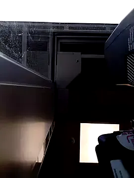 NicoleBosch – webcam model profile photo Image 3