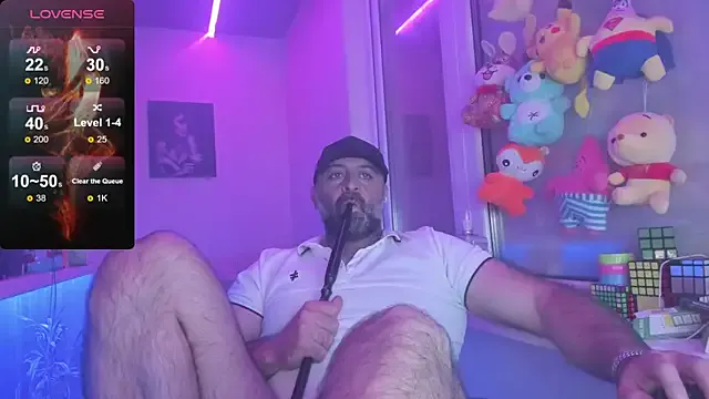 roouse – webcam model profile photo Image 5