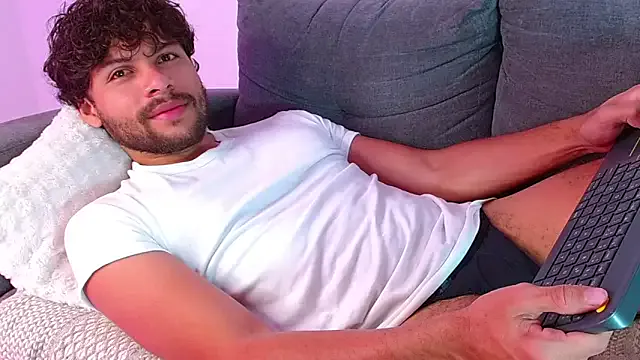 ohhwowdick – webcam model profile photo Image 10