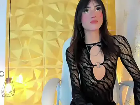TransHotShow – webcam model profile photo Image 8