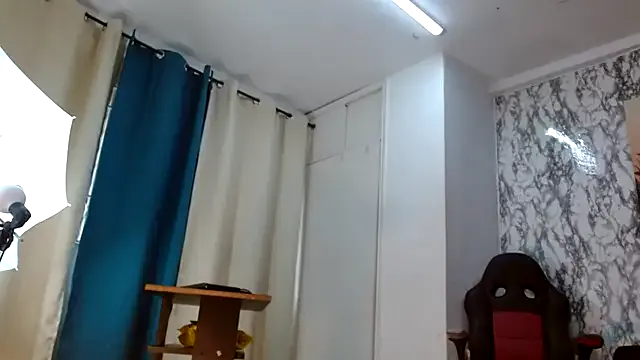 ToryHazel – webcam model profile photo Image 5