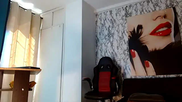 ToryHazel – webcam model profile photo Image 6