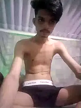 roouse – webcam model profile photo Image 19