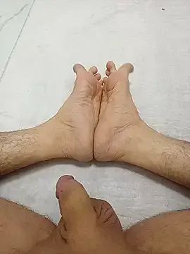 roouse – webcam model profile photo Image 19