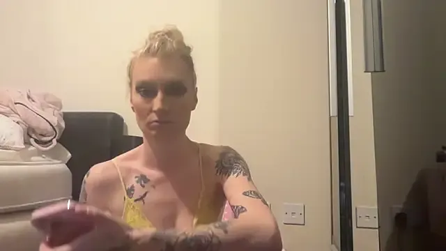 nathi_poyo – webcam model profile photo Image 17