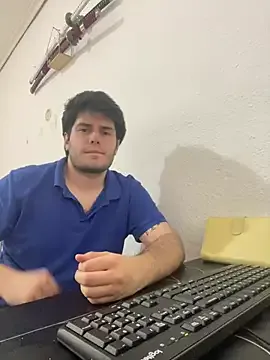 trainwithme – webcam model profile photo Image 1