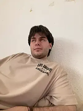 trainwithme – webcam model profile photo Image 6