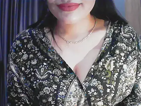xxYuIxx – webcam model profile photo Image 18