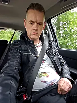 PumaShyXD – webcam model profile photo Image 6