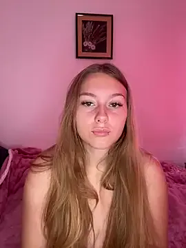 roouse – webcam model profile photo Image 16