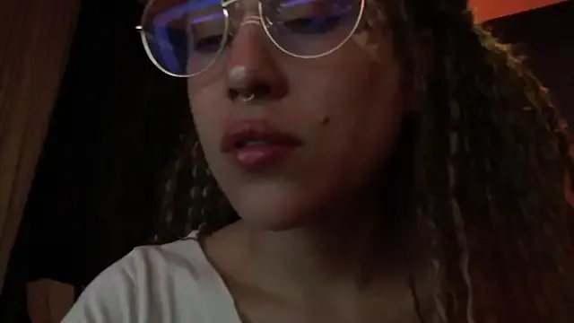 zui_lu cam model Image 6