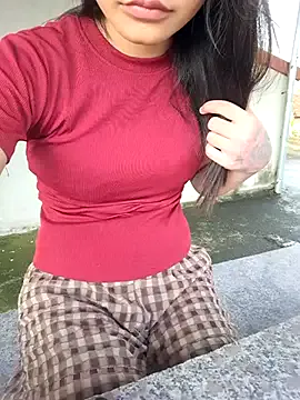 oxo_yuna_oxo – webcam model profile photo Image 10