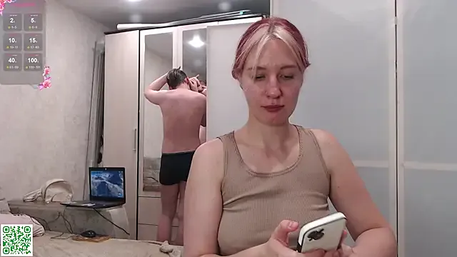 roouse – webcam model profile photo Image 6