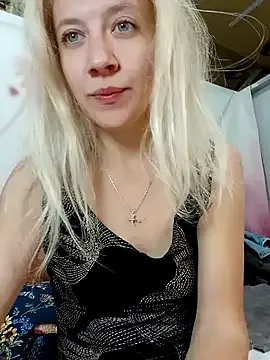 AmaraBosch – webcam model profile photo Image 16