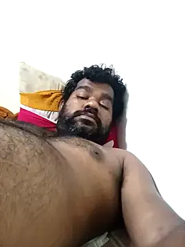 roouse – webcam model profile photo Image 8