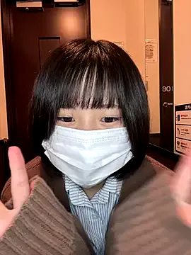 Megu_Melon – webcam model profile photo Image 2