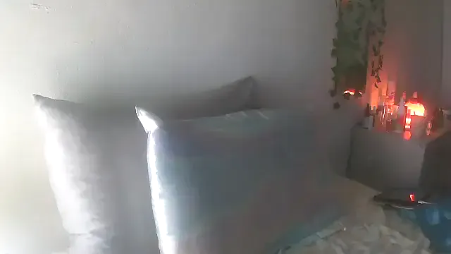 RavenFoster – webcam model profile photo Image 10