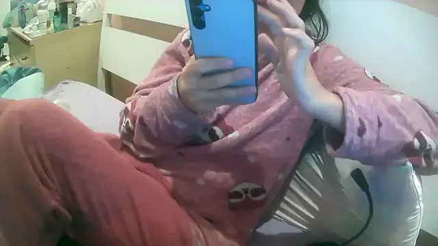 RavenFoster – webcam model profile photo Image 11