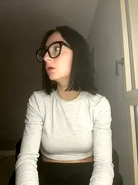 oypo – webcam model profile photo Image 5