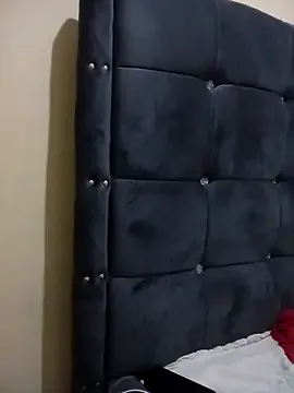 AnishaBee – webcam model profile photo Image 10