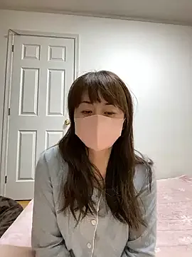 Yui-Ch – webcam model profile photo Image 17