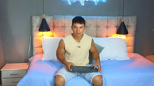 Horny_nick18 Image 2
