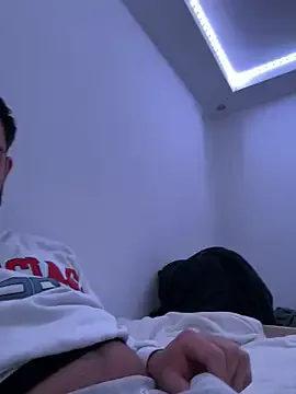 Garima_G – webcam model profile photo Image 4