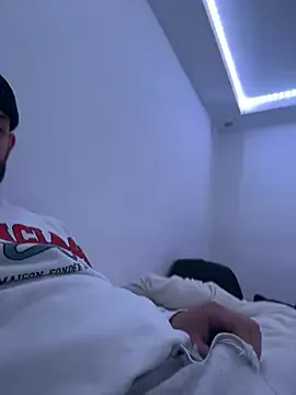 Garima_G – webcam model profile photo Image 5