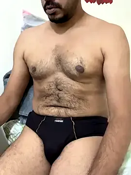 roouse – webcam model profile photo Image 5