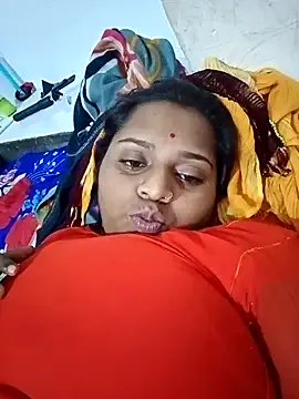 Sofiyaa_39 – webcam model profile photo Image 11