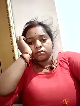 Sofiyaa_39 – webcam model profile photo Image 3