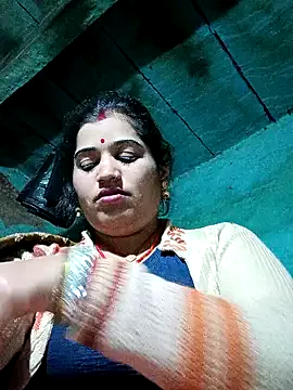 oxo_yuna_oxo – webcam model profile photo Image 13