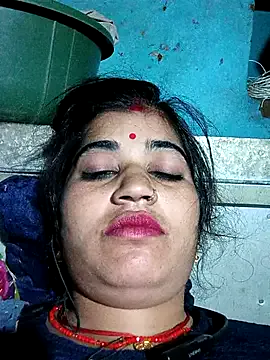 AmyJacobs – webcam model profile photo Image 3