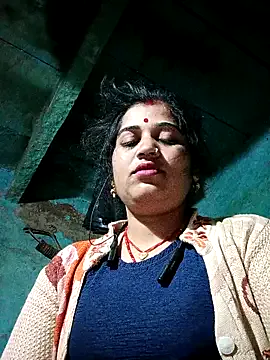 AmyJacobs – webcam model profile photo Image 4